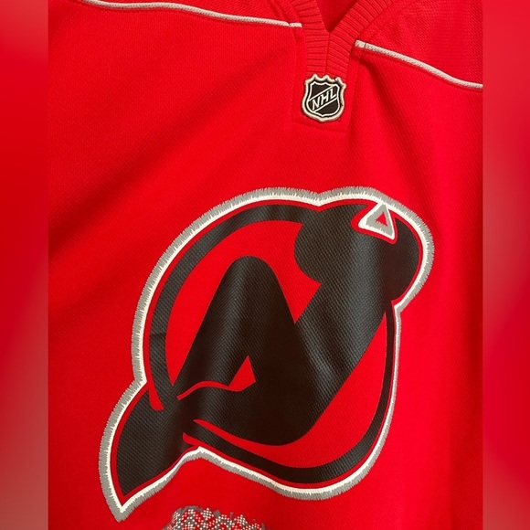 Official NHL Women’s Reebok NJ Devils Holiday Jersey #30 Martin Brodeur - Picture 5 of 13